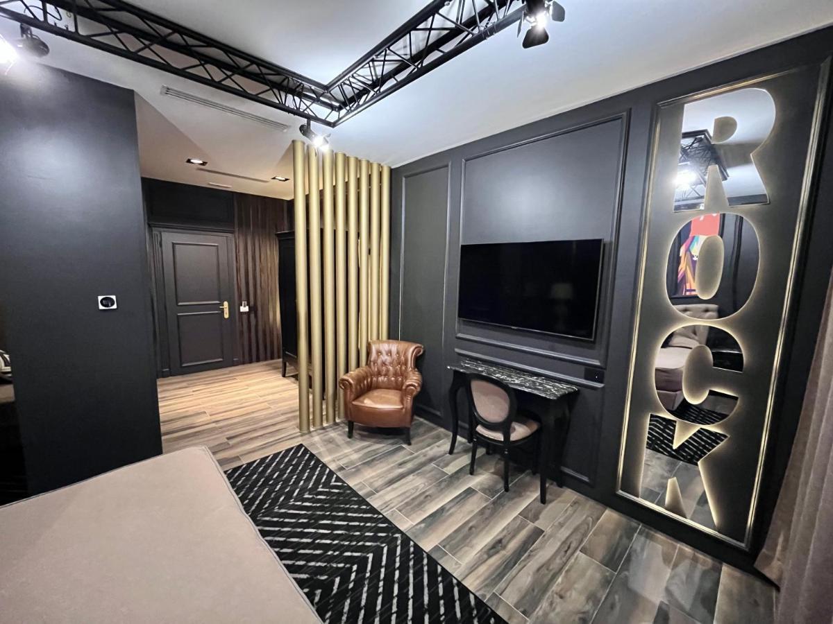 Al Boschetto Hotel Кастел Волтурно Екстериор снимка