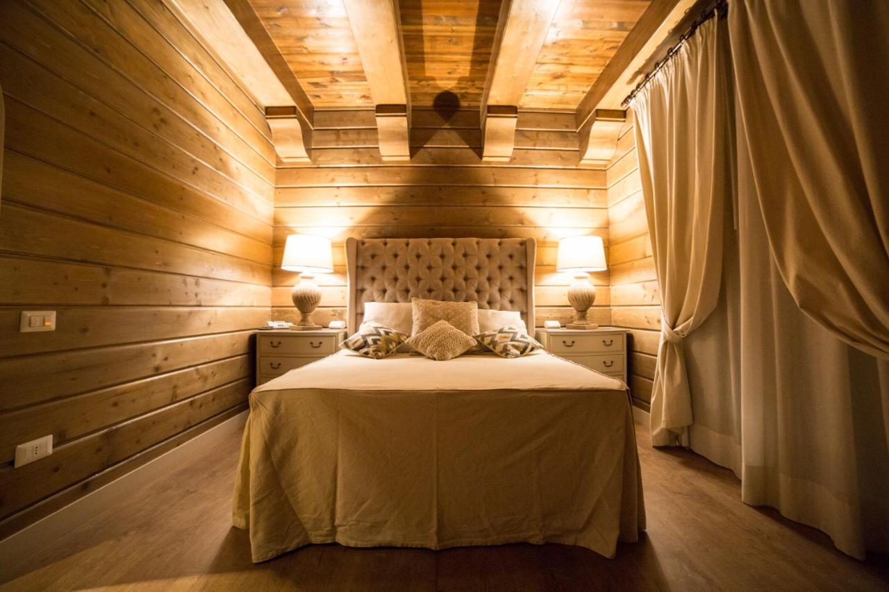 Al Boschetto Hotel Кастел Волтурно Екстериор снимка